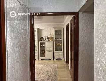 3-комнатная квартира, этаж 4 из 5, 62 м², миниатюра 11