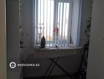 3-комнатная квартира, этаж 4 из 4, 60 м²