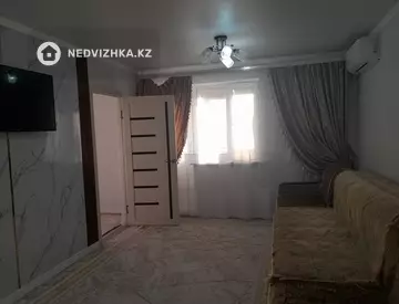 3-комнатная квартира, этаж 4 из 4, 60 м²