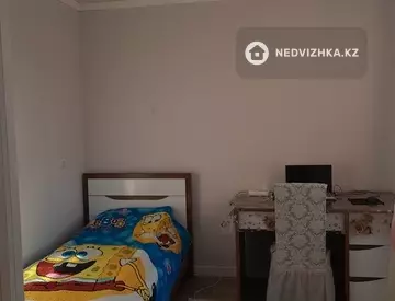 3-комнатная квартира, этаж 4 из 4, 60 м²