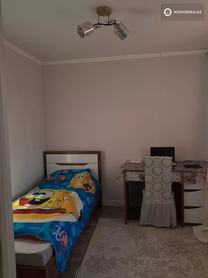 3-комнатная квартира, этаж 4 из 4, 60 м², фотография 3