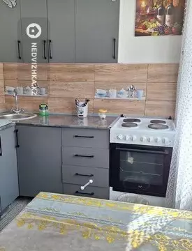 2-комнатная квартира, этаж 3 из 4, 47 м², Посуточно