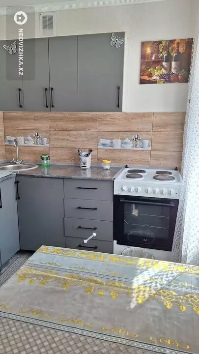 2-комнатная квартира, этаж 3 из 4, 47 м², Посуточно, фотография 3