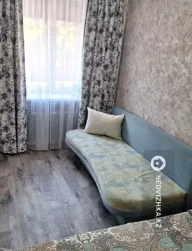 2-комнатная квартира, этаж 3 из 4, 47 м², Посуточно, миниатюра 6