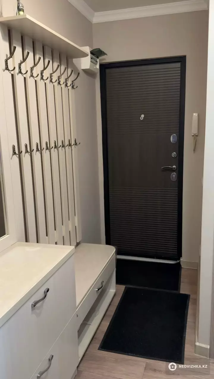 2-комнатная квартира, этаж 3 из 5, 44 м², фотография 3