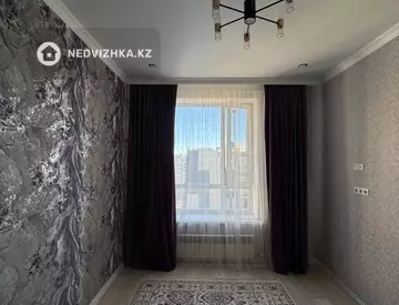 1-комнатная квартира, этаж 9 из 9, 34 м², миниатюра 3