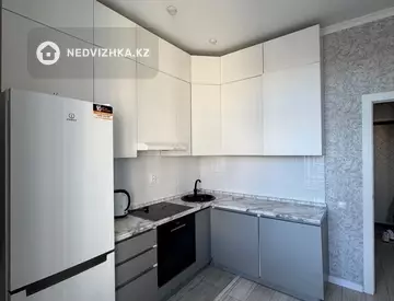 1-комнатная квартира, этаж 9 из 9, 34 м², миниатюра 6