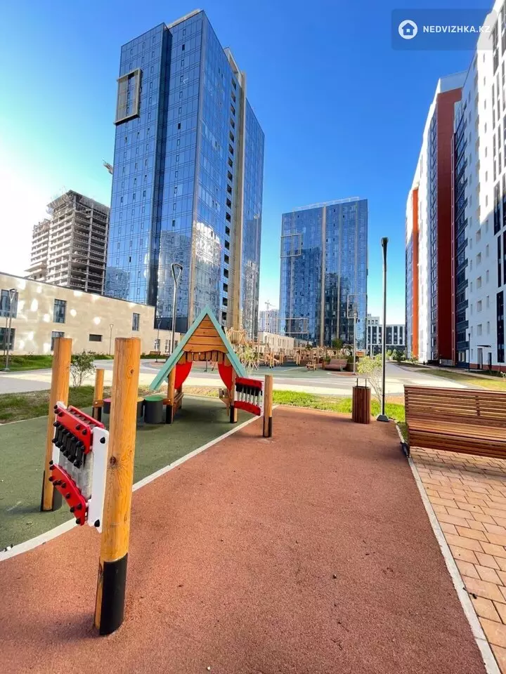 2-комнатная квартира, этаж 2 из 14, 54 м², фотография 4