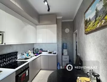 2-комнатная квартира, этаж 11 из 17, 55 м²