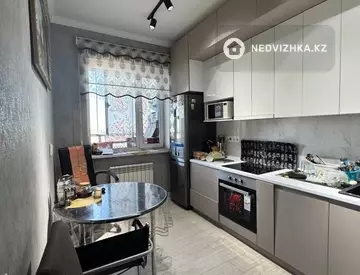2-комнатная квартира, этаж 11 из 17, 55 м²