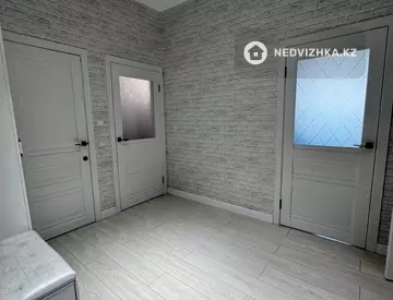 2-бөлмелі пәтер, қабат 11 барлық қабат саны 17, 55 м², 8-нобай