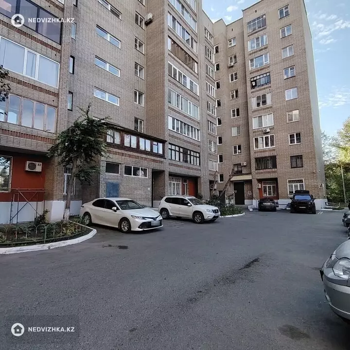 2-комнатная квартира, этаж 7 из 9, 56 м², фотография 3