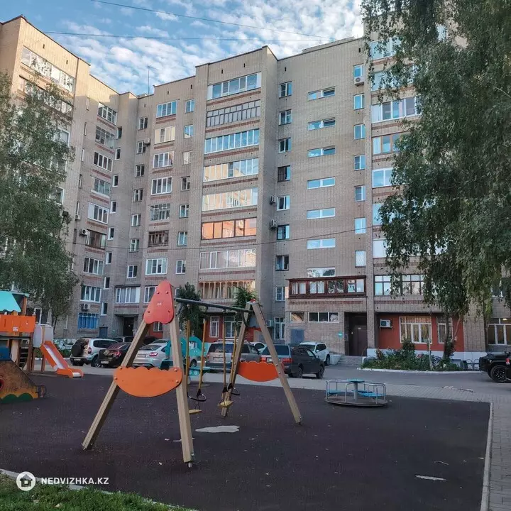 2-комнатная квартира, этаж 7 из 9, 56 м², фотография 2