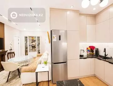 3-бөлмелі пәтер, қабат 3 барлық қабат саны 16, 70 м², 8-нобай
