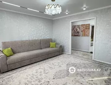 3-комнатная квартира, этаж 10 из 10, 65 м²