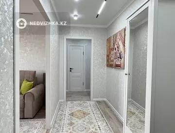 3-комнатная квартира, этаж 10 из 10, 65 м²