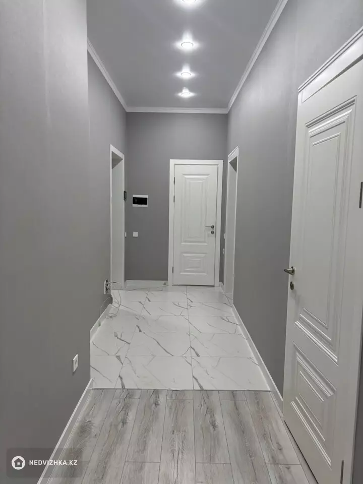 2-комнатная квартира, этаж 9 из 10, 56 м², фотография 3