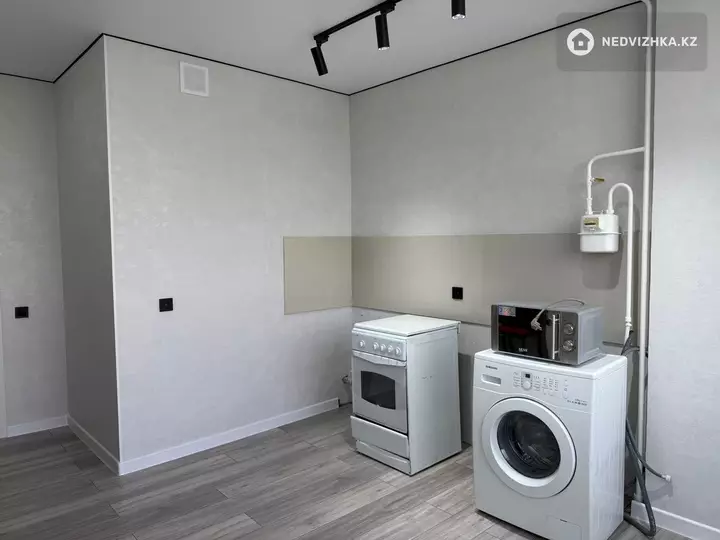 2-комнатная квартира, этаж 7 из 8, 58 м², фотография 4