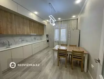 3-комнатная квартира, этаж 12 из 17, 120 м²