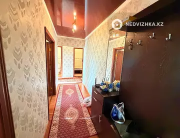 3-комнатная квартира, этаж 5 из 5, 67 м², миниатюра 2