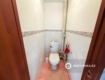 3-комнатная квартира, этаж 5 из 5, 67 м², миниатюра 4