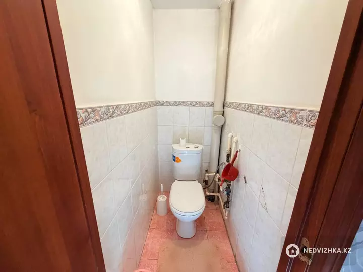 3-комнатная квартира, этаж 5 из 5, 67 м², фотография 4