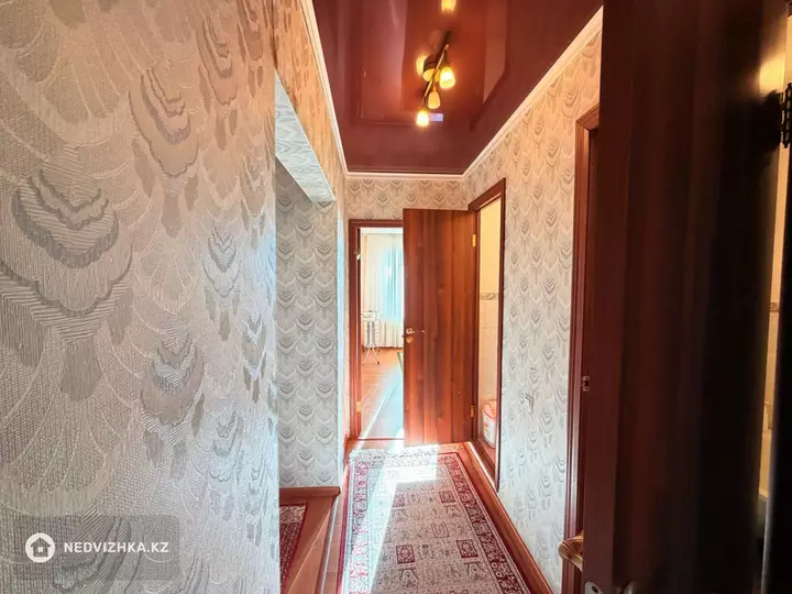 3-комнатная квартира, этаж 5 из 5, 67 м², фотография 5