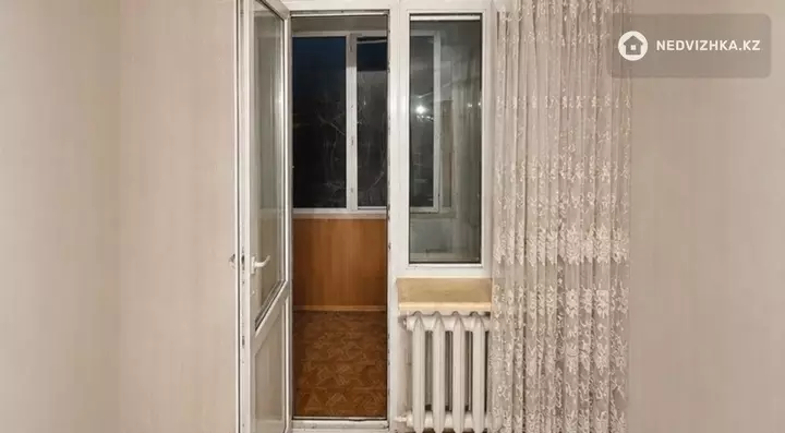 2-комнатная квартира, этаж 2 из 5, 54 м², фотография 5