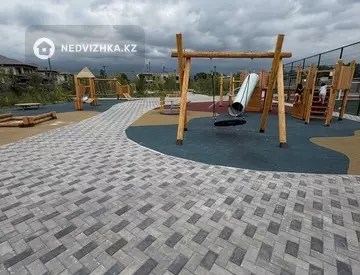 2-комнатная квартира, этаж 2 из 3, 68 м²