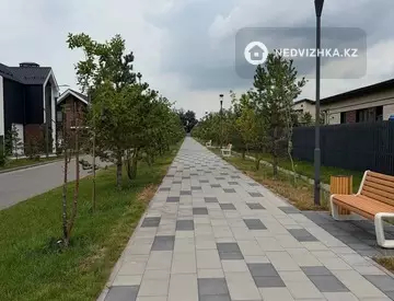 2-комнатная квартира, этаж 2 из 3, 68 м², миниатюра 8