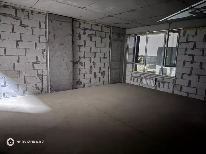 1-комнатная квартира, этаж 5 из 5, 45 м², фотография 2
