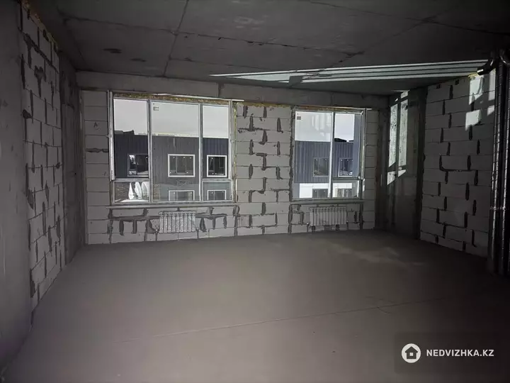1-комнатная квартира, этаж 5 из 5, 45 м², фотография 3