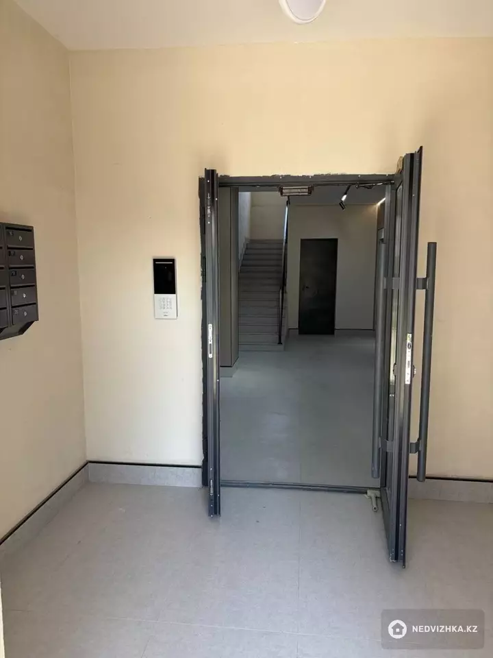 1-комнатная квартира, этаж 5 из 5, 45 м², фотография 5