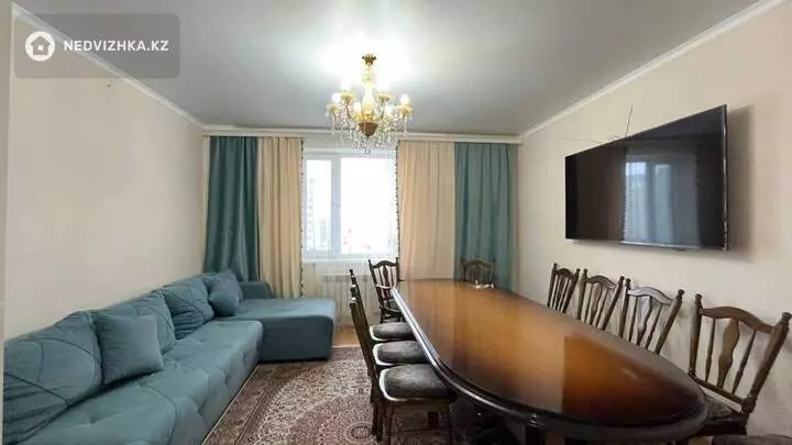 4-комнатная квартира, этаж 5 из 9, 100 м², фотография 2