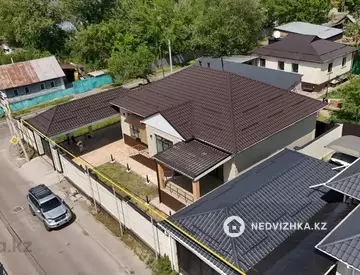4-комнатный дом, 6 соток, 190 м²