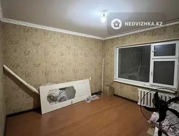 3-комнатная квартира, этаж 1 из 5, 100 м²