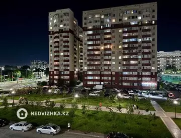 3-комнатная квартира, этаж 4 из 14, 71 м², миниатюра 11