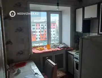 3-комнатная квартира, этаж 5 из 5, 56 м², На длительный срок