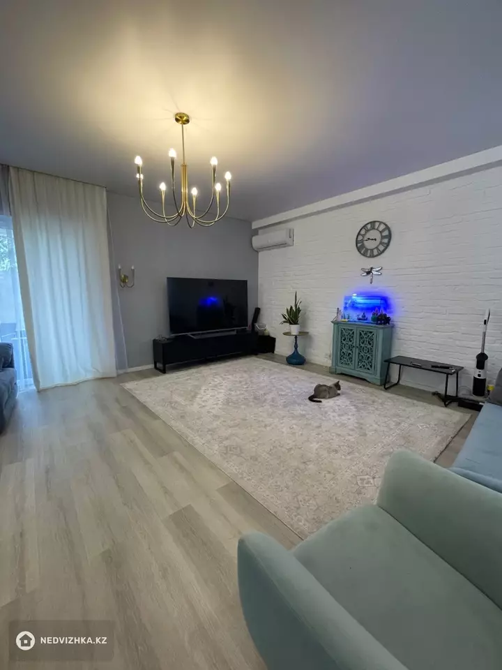 7-комнатный дом, 4.5 соток, 270 м², фотография 5