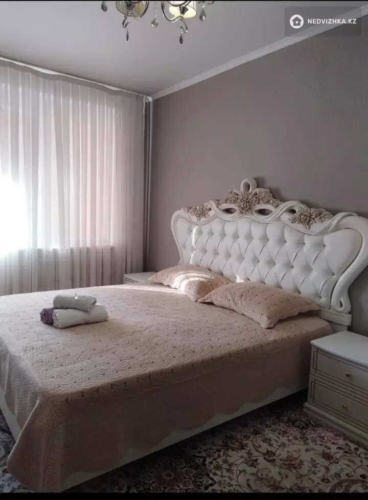 2-комнатная квартира, этаж 2 из 5, 2 м², Посуточно, фотография 2
