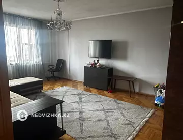 4-комнатная квартира, этаж 5 из 5, 117 м²