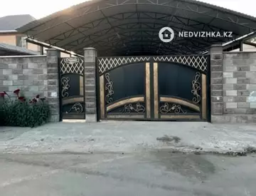 6-бөлмелі үй, 8.6 соттық, 345 м², 1-нобай