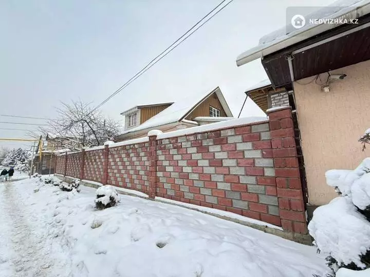 5-бөлмелі үй, 7 соттық, 230 м²