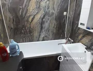 2-комнатная квартира, этаж 3 из 5, 54 м², миниатюра 6