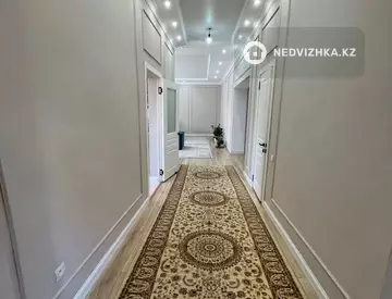 7-бөлмелі үй, 6 соттық, 278 м², 2-нобай