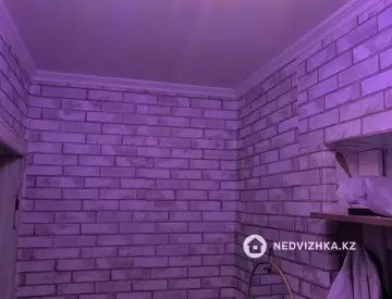 3-комнатная квартира, этаж 2 из 5, 53 м²