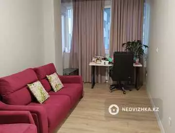 1-комнатная квартира, этаж 4 из 7, 48 м², миниатюра 2