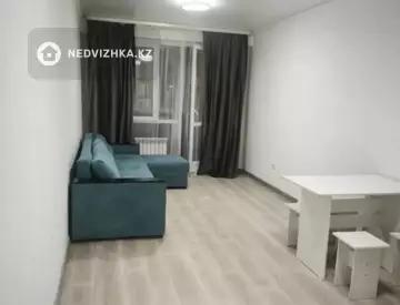 1-комнатная квартира, этаж 5 из 10, 30 м², На длительный срок