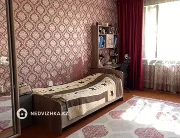 3-комнатная квартира, этаж 4 из 5, 79 м²