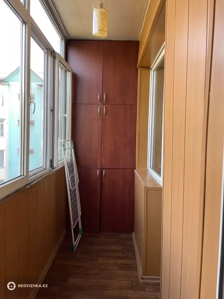 3-комнатная квартира, этаж 4 из 5, 79 м², фотография 3